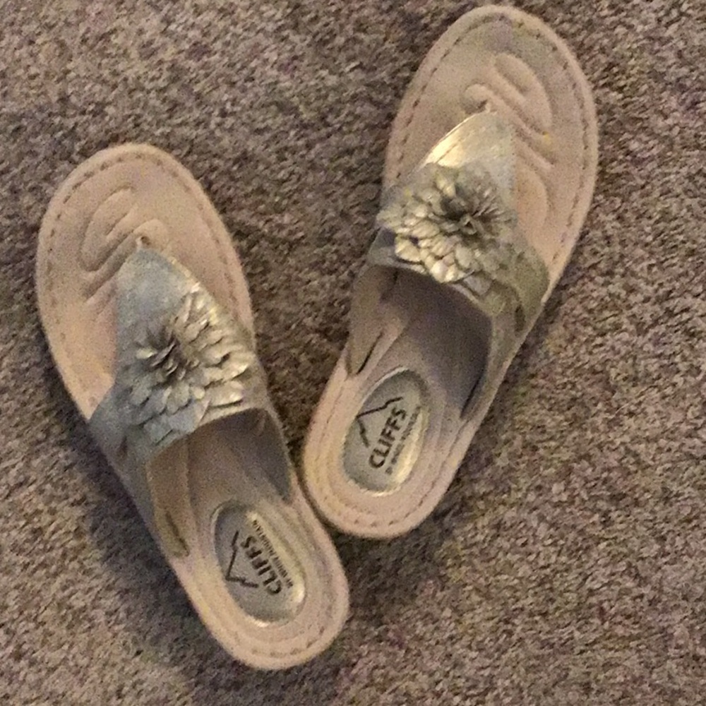 Women's Gold Sandals
